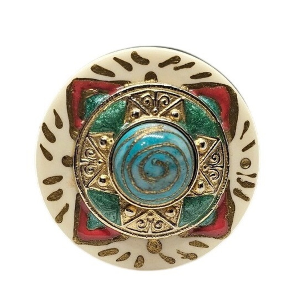 Vintage gold tone brooch